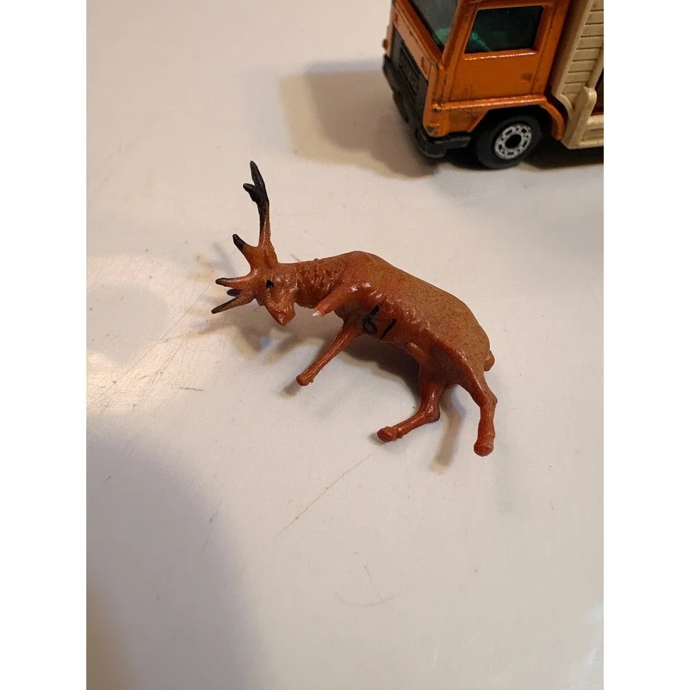 Vintage Matchbox Horse Trailer Truck and Two Deer‎ Toy Lot